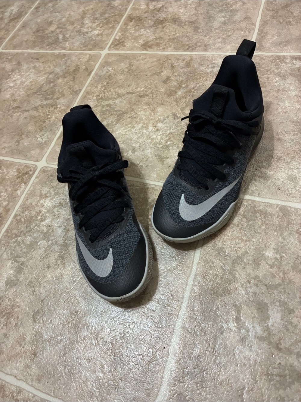 Nike Womens Black and Gray Low-Top Athletic Sneakers with Silver Swoosh